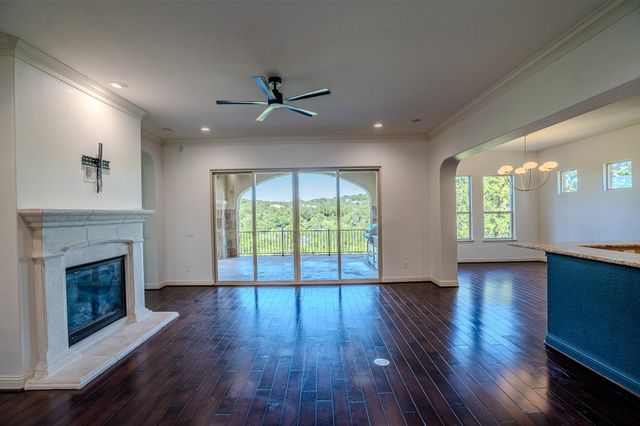 121 Feritti DR, Lakeway, TX 78734