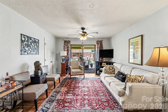 121 Carriage House Drive, Kannapolis, NC 28081
