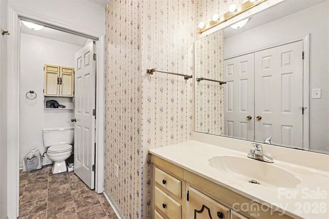 121 Carriage House Drive, Kannapolis, NC 28081