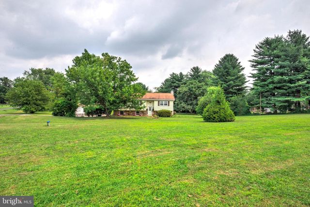 1896 LITTLE CONESTOGA RD, Elverson, PA 19520