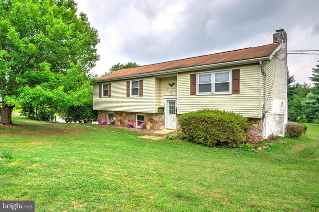 1896 LITTLE CONESTOGA RD, Elverson, PA 19520