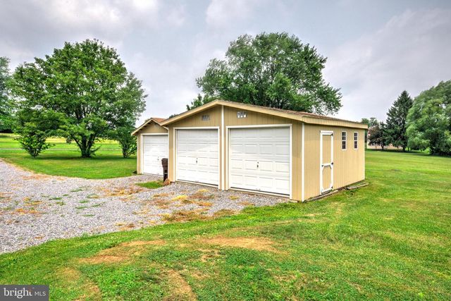 1896 LITTLE CONESTOGA RD, Elverson, PA 19520