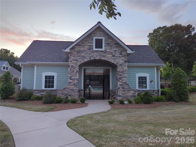 1140 Bigelow Street, Charlotte, NC 28269