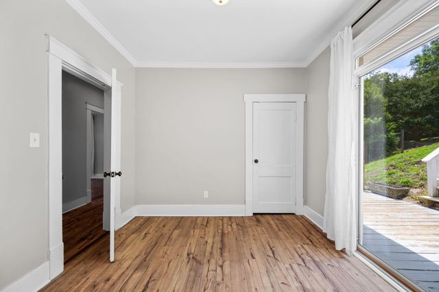 1317 Hixson Pike, Chattanooga, TN 37405