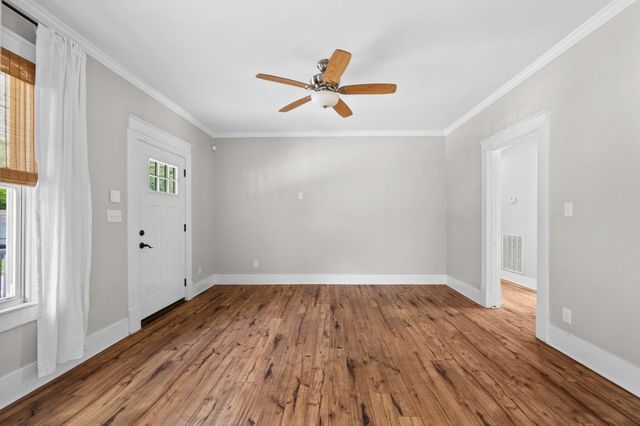 1317 Hixson Pike, Chattanooga, TN 37405