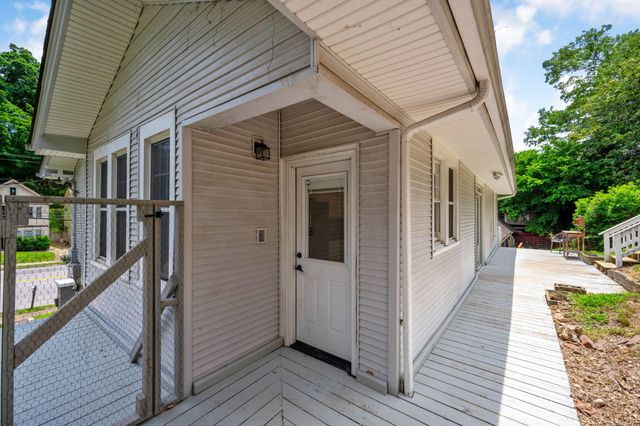 1317 Hixson Pike, Chattanooga, TN 37405