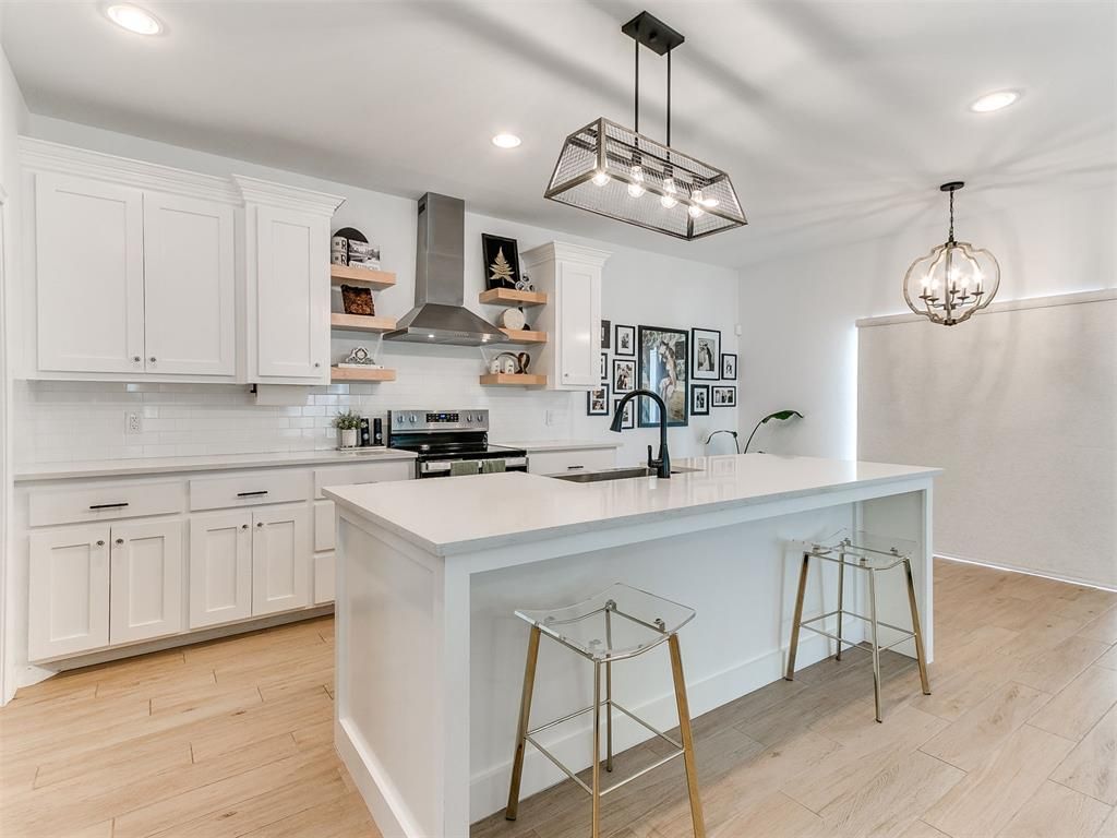 Image 18 of property listing at 1027 S 7th Street, Chickasha, OK 73018