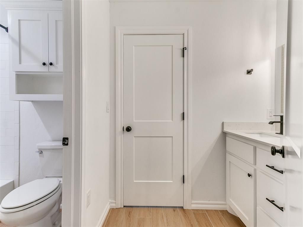 Image 23 of property listing at 1027 S 7th Street, Chickasha, OK 73018