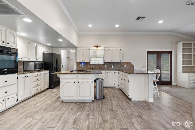 1410 SIOUX LANE, Burkburnett, TX 76354