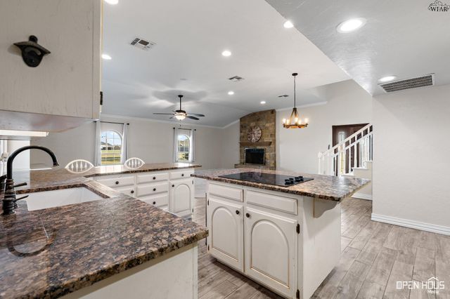 1410 SIOUX LANE, Burkburnett, TX 76354