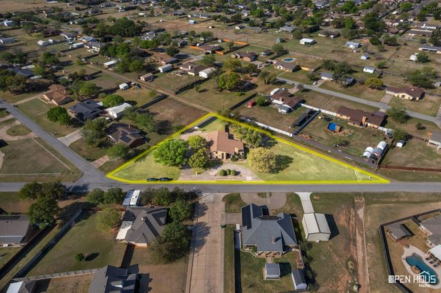 1410 SIOUX LANE, Burkburnett, TX 76354