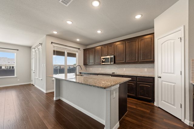 6304 Rustic Edge Street, Godley, TX 76044