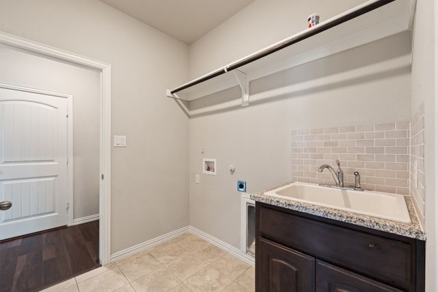 6304 Rustic Edge Street, Godley, TX 76044