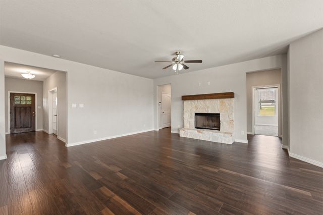 6304 Rustic Edge Street, Godley, TX 76044
