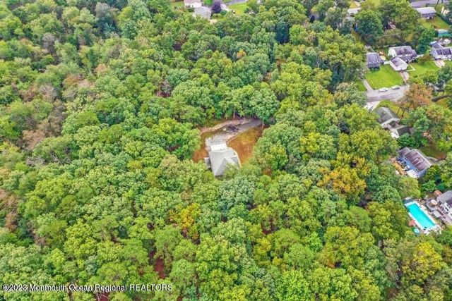 2557 Huckleberry Road, Manchester, NJ 08759