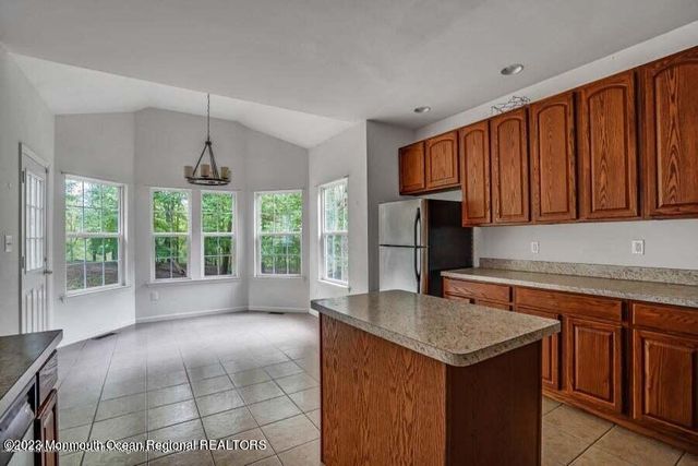 2557 Huckleberry Road, Manchester, NJ 08759