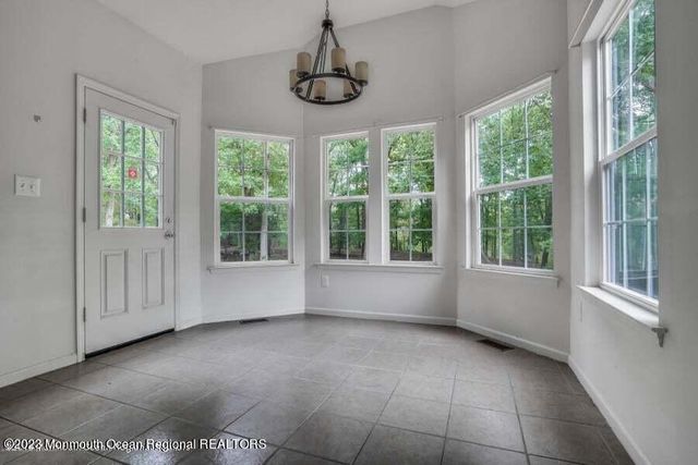 2557 Huckleberry Road, Manchester, NJ 08759