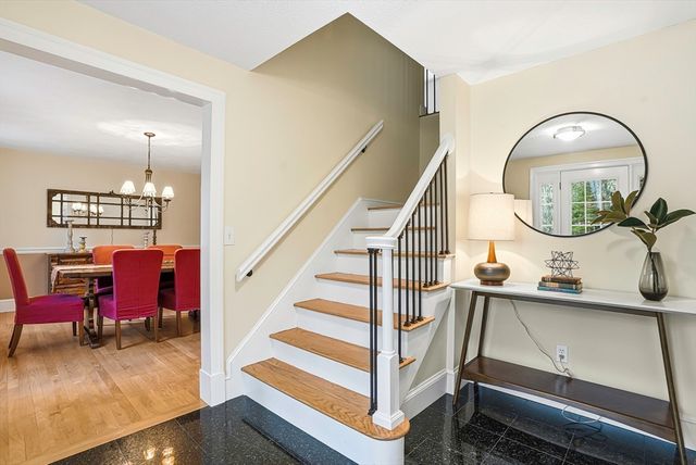 6 Hickory Lane, Upton, MA 01568