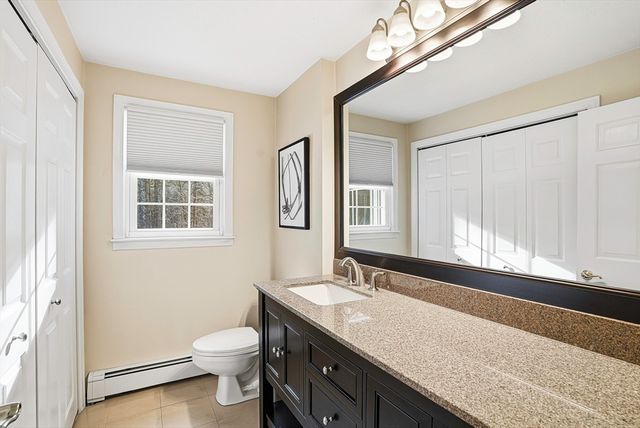 6 Hickory Lane, Upton, MA 01568