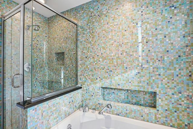 6 Hickory Lane, Upton, MA 01568