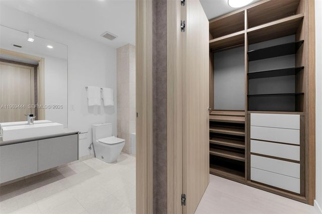 1000 Brickell Plz PH6108, Miami, FL 33131