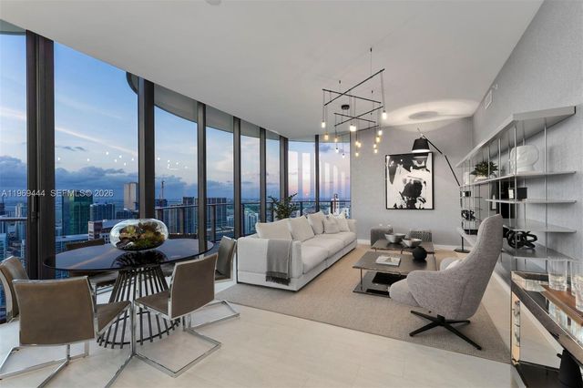 1000 Brickell Plz PH6108, Miami, FL 33131