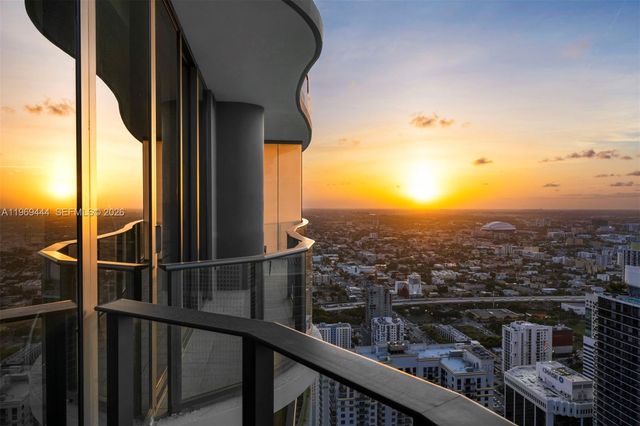 1000 Brickell Plz PH6108, Miami, FL 33131