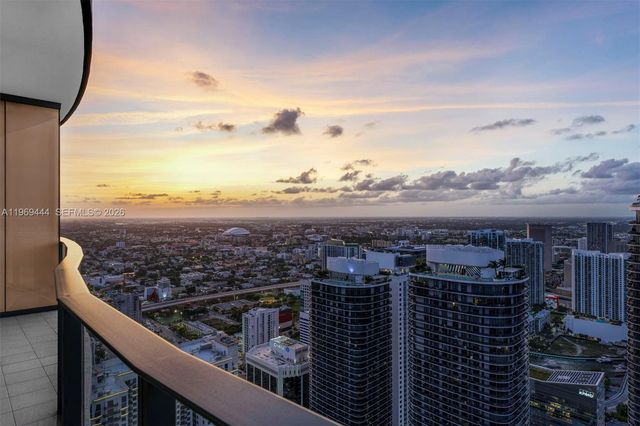 1000 Brickell Plz PH6108, Miami, FL 33131