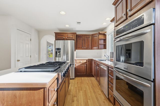 34 McKenna Ridge Road, East Falmouth, MA 02536