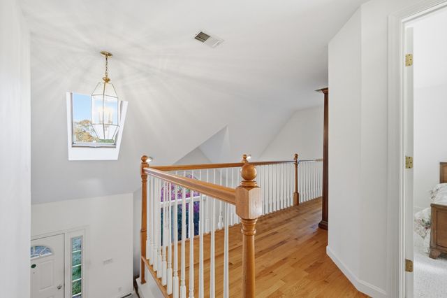 34 McKenna Ridge Road, East Falmouth, MA 02536