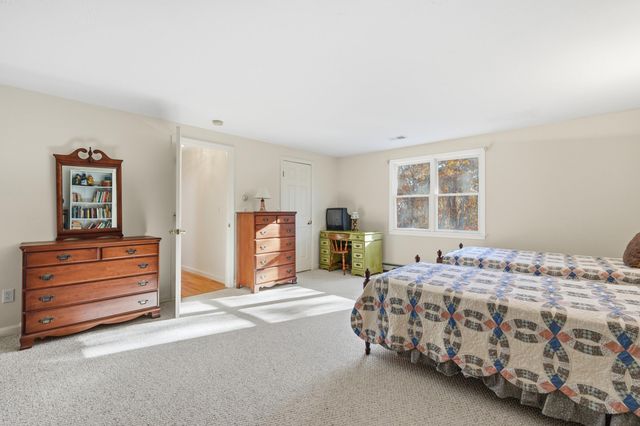 34 McKenna Ridge Road, East Falmouth, MA 02536