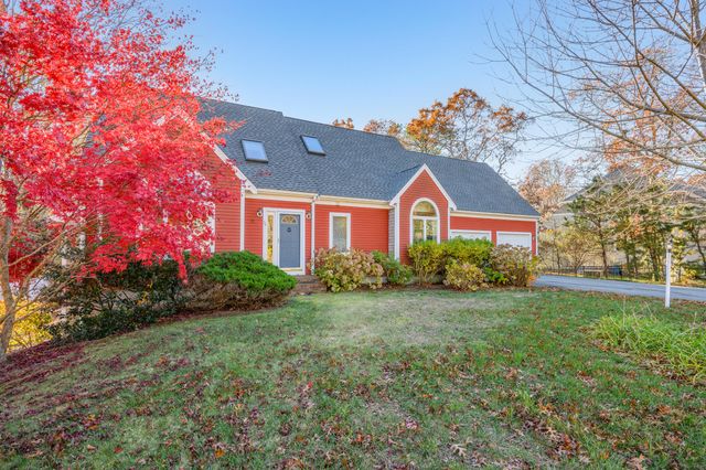 34 McKenna Ridge Road, East Falmouth, MA 02536