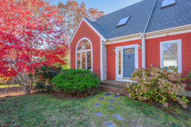 34 McKenna Ridge Road, East Falmouth, MA 02536