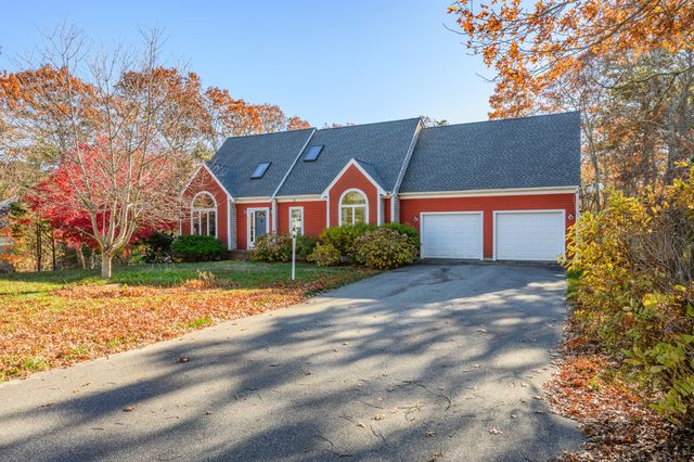 34 McKenna Ridge Road, East Falmouth, MA 02536