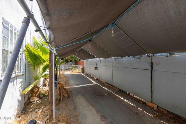 7802 Arcola Avenue, Sun Valley, CA 91352