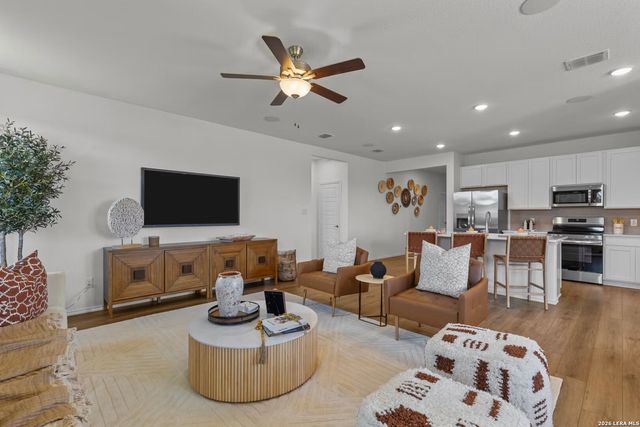 8738 Thyme Meadow, Elmendorf, TX 78112