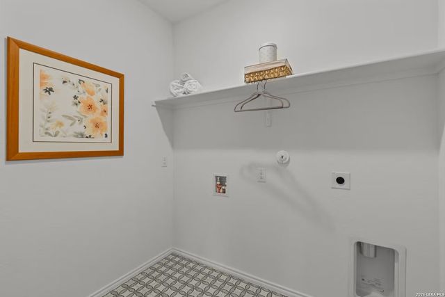 8738 Thyme Meadow, Elmendorf, TX 78112