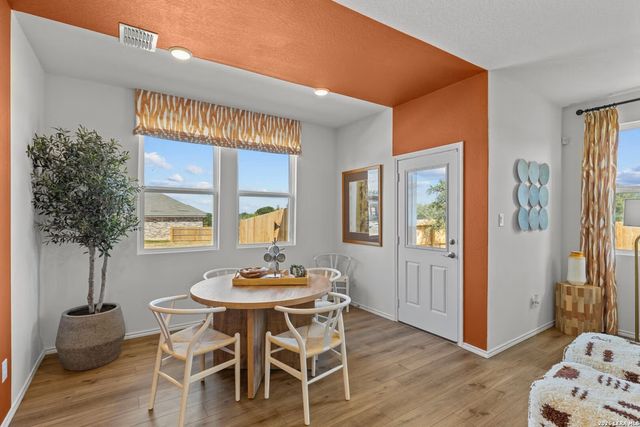 8738 Thyme Meadow, Elmendorf, TX 78112