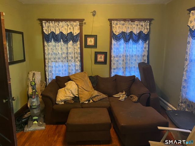 30 Summer Street, Meriden, CT 06451