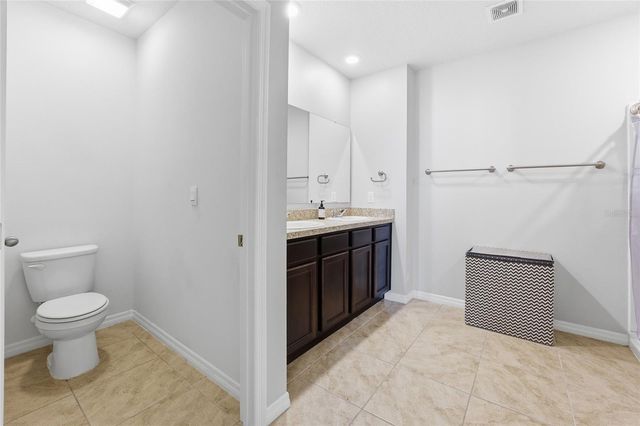 2557 SHAMROCK STREET, Tavares, FL 32778