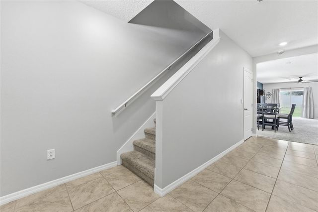 2557 SHAMROCK STREET, Tavares, FL 32778