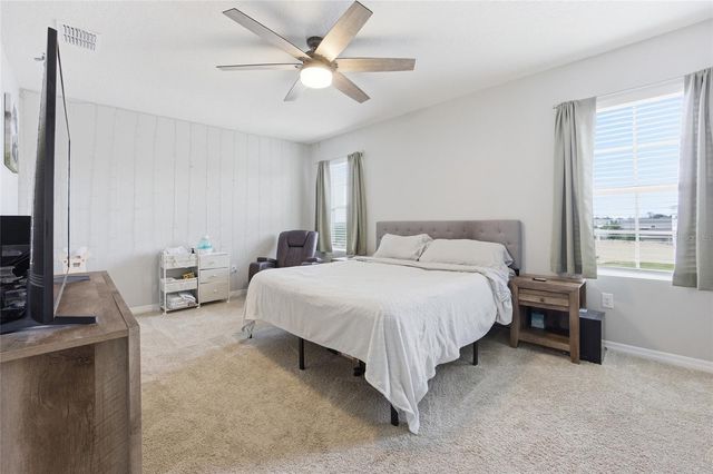 2557 SHAMROCK STREET, Tavares, FL 32778