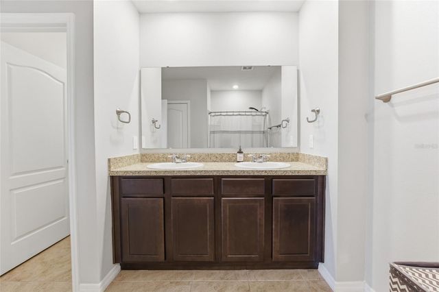 2557 SHAMROCK STREET, Tavares, FL 32778