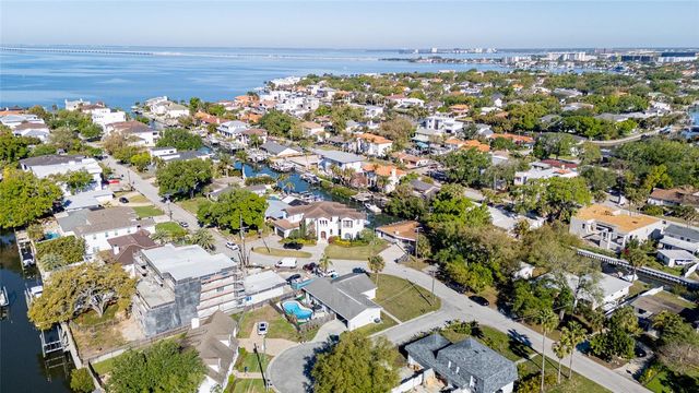 4906 W SAN RAFAEL STREET, Tampa, FL 33629