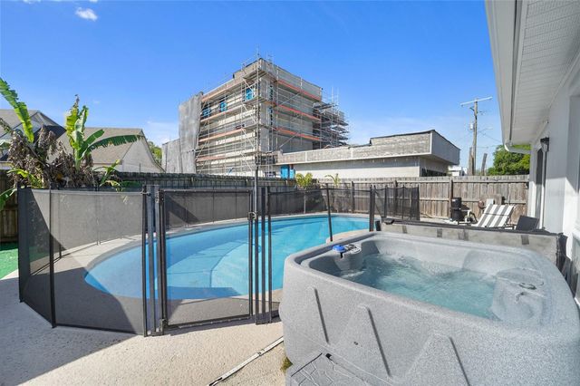 4906 W SAN RAFAEL STREET, Tampa, FL 33629