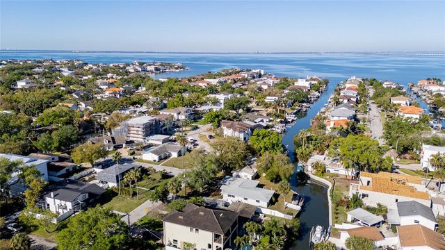 4906 W SAN RAFAEL STREET, Tampa, FL 33629