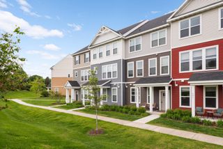 645 Satori Way, Chaska, MN 55318