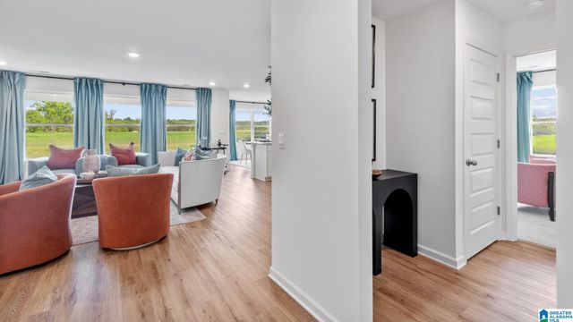 205 MILL POINT CIRCLE, Calera, AL 35040