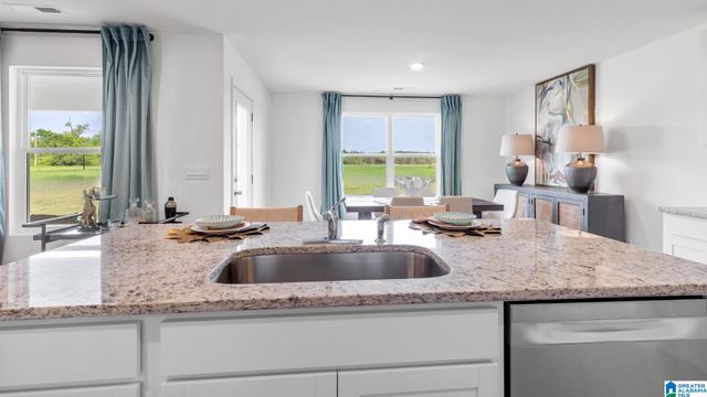 205 MILL POINT CIRCLE, Calera, AL 35040