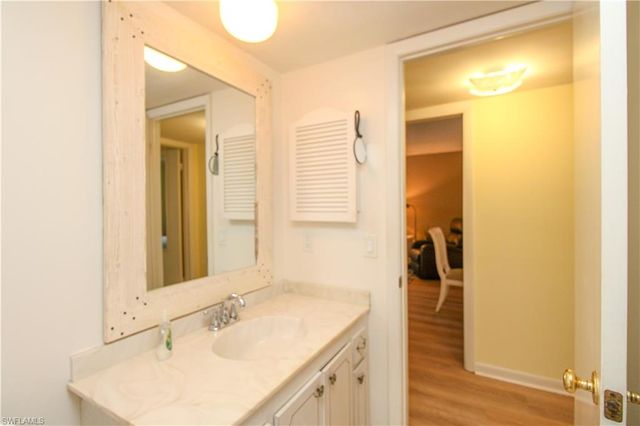 1020 Palm View DR # C104, Naples, FL 34110